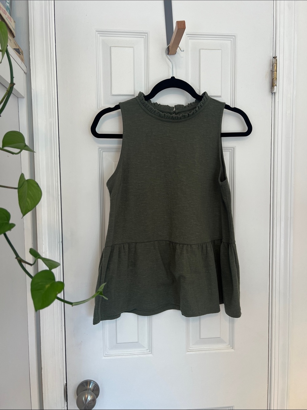 Banana Republic Olive Green Ruffled Mock Neck Peplum Tank